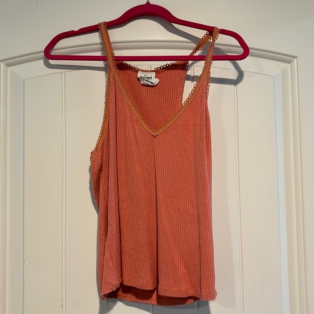 Pink tank top